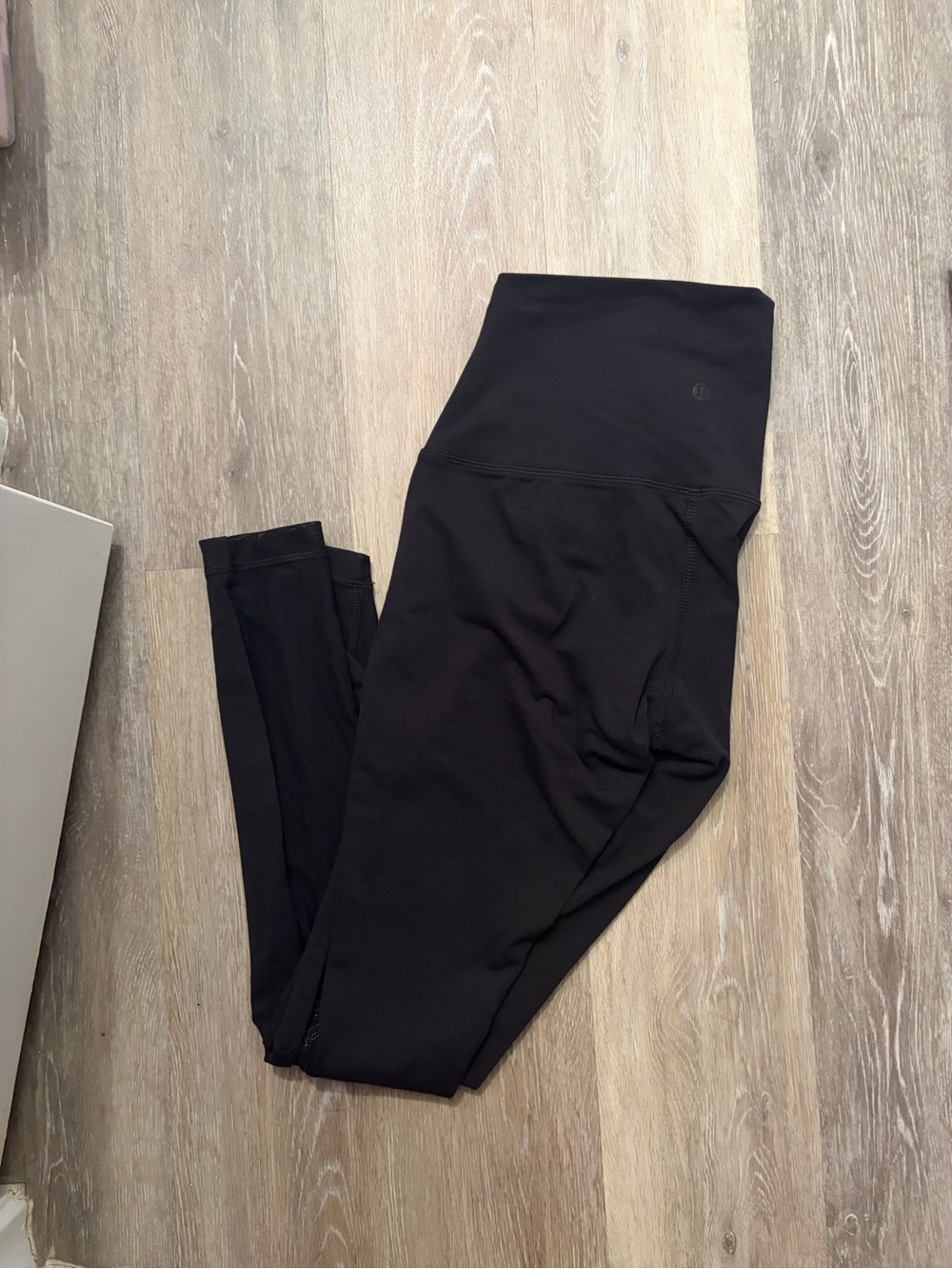 Lululemon black leggings